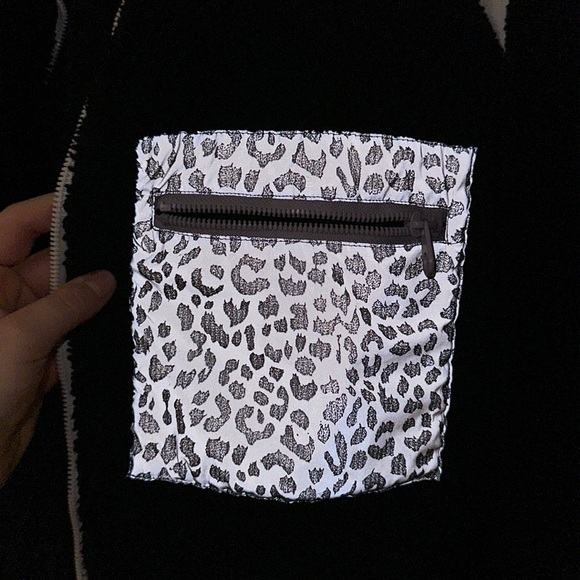 Jacket - Picture 2 of 4